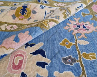 Alfombra de lana azul pastel tejida a mano – Oushak floral vintage