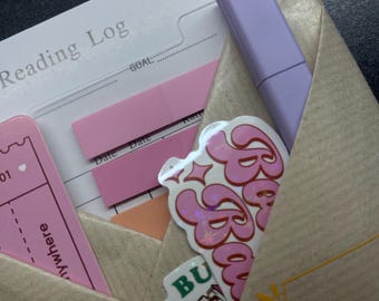 Libro a sorpresa per un appuntamento al buio / Generi assortiti, accessori per la lettura (regalo)