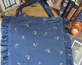 Gothic Tote Bag Hemlock Floral