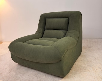 Handmade customizable been chair
