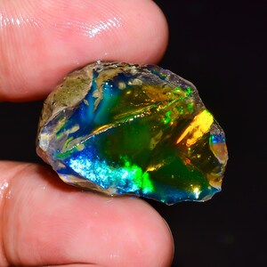 Natural Ethiopian Fire Opal Rough 18 Ct, Crystal Welo Opal Raw Gemstone, Multi Flash Hydrophane Opal for Lapidary Work, M-516