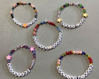 Braccialetti di perline assortiti a tema Kirby