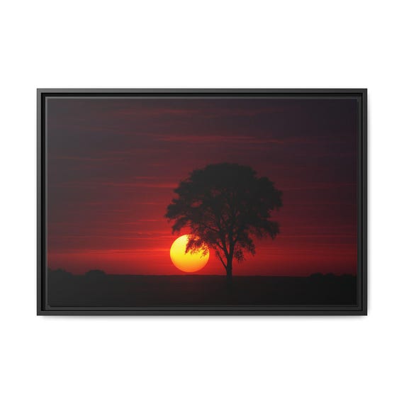 サバンナの夕焼けの木のキャンバスプリント：額入り自然壁アート 