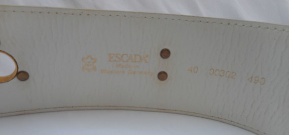 ESCADA Belt Size 10 40 Leather Metallic Gold Star… - image 6
