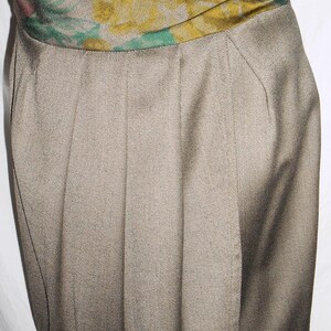 ESCADA Vintage 1980s Skirt Size 6 36 High Waist Drape Mini Green Gray Olive Flowers HapaChico image 1