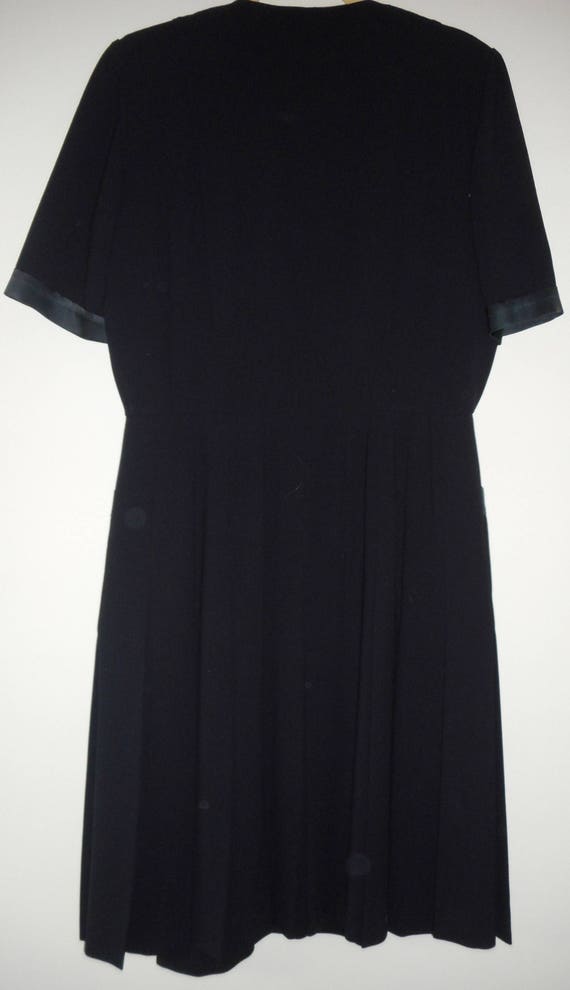 ESCADA Navy Blue Dress Size 10 40 Wool Silk Pleat… - image 4