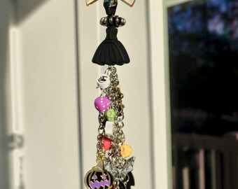 maximalist halloween keychain