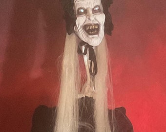 Haunted Life-Size Puritan Witch Decoration for Halloween