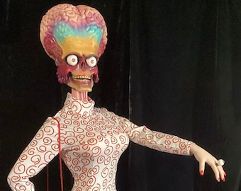 Mars Attacks Martian Girl life size figure