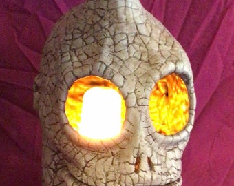 Sleestak Flame skull