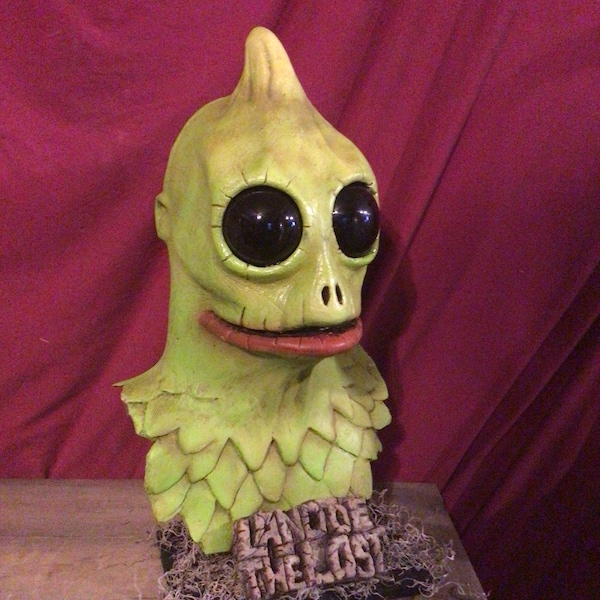 Land of the Lost   Sleestak life size bust  museum quality