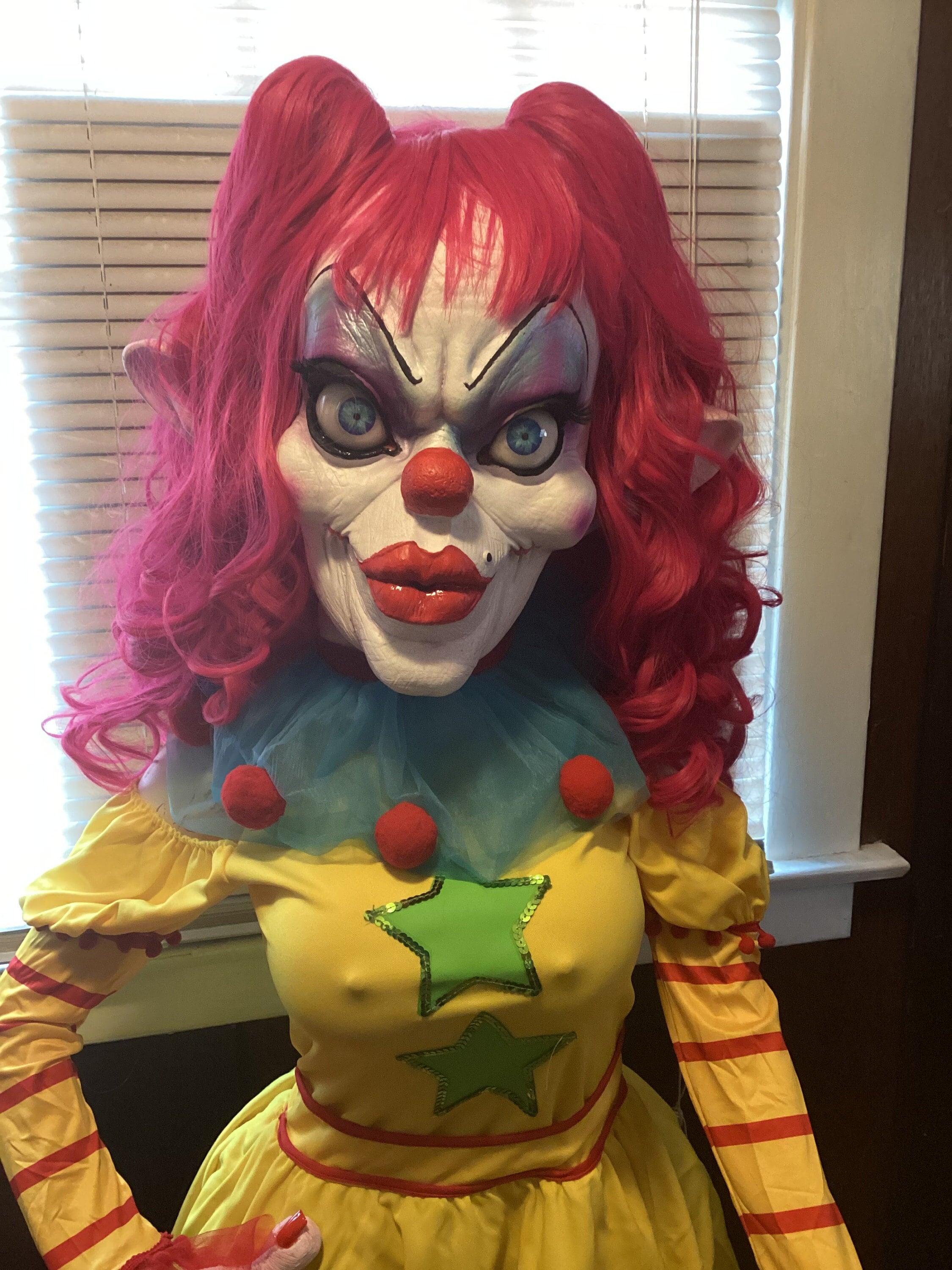 Buy Tiny - Killer Klowns From Outer Space 6ft Museum Figure Life