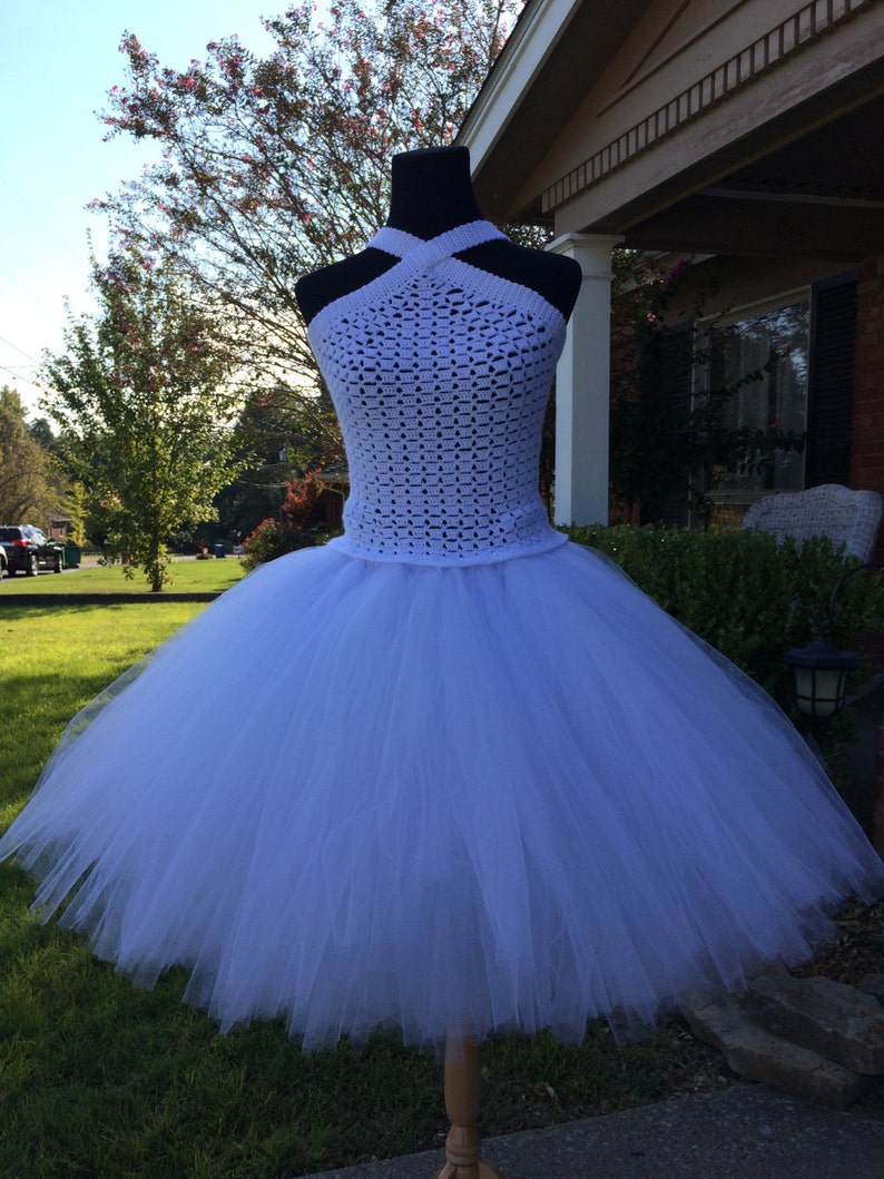 2t white tutu