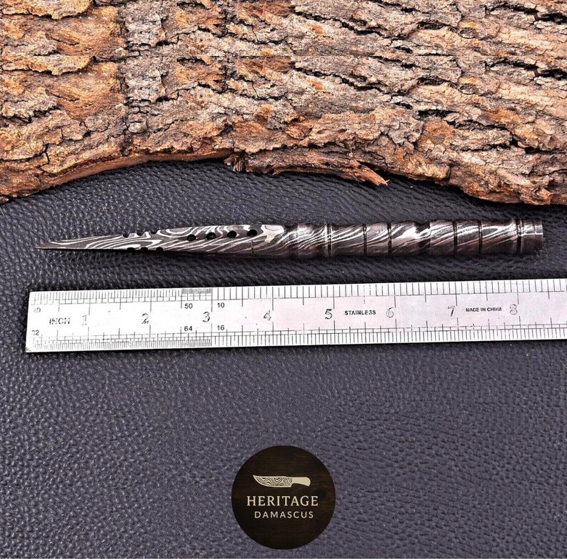Daga Kris de Damasco forjada a mano: cuchillo coleccionable con patrón retorcido imagen 5
