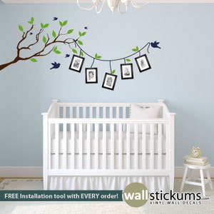 Muursticker boomtak met bladeren en vogels - woonkamer - slaapkamer - vinylsticker kinderkamer muurdecoratie - WD0354