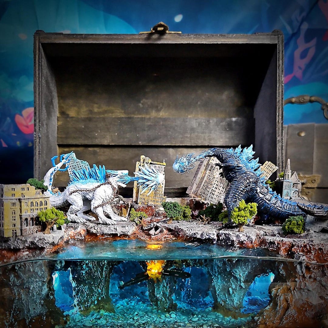 G/OD/ZI.LL.A Vs Shimo Monsters Battle Light Box, Epoxy Resin Art Lamp ...
