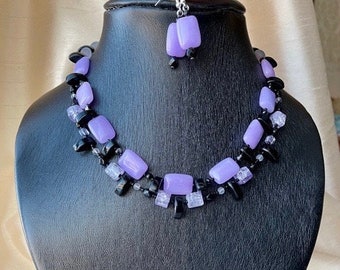 Lavender and Black Necklace & Earrings Set - Short, pastel, retro, purple