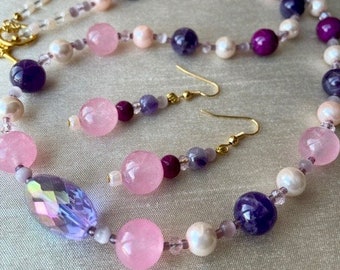 Pink and purple necklace & earrings set - magenta, mauve, natural stone, soft pink faux pearls