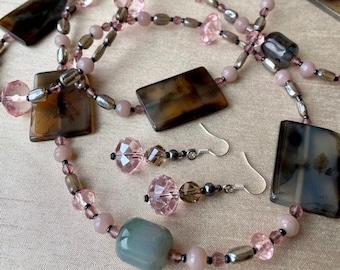 Soft pink, hard stones necklace & earrings set - grey, pink, agate, glass, long