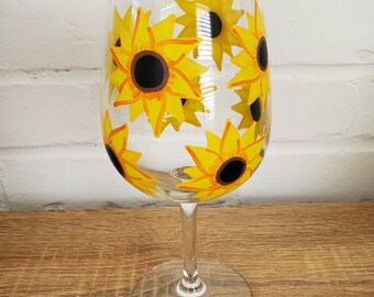 Sunflower Wine glass - hand painted wine glass, Sunflowers Wine Glass, sunflower Glass, painted sunflowers, painted wine glasses