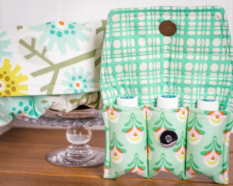 Essential Oil Pouch PATTERN | PDF Sewing Pattern | Essential Oil Bag | Holds 3 - 5 Bottles | Essential Oil Storage Case | 5ml/15ml/*rollers image 4