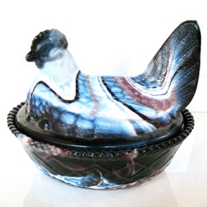 Vintage Westmoreland HEN ON A NEST Chicken Blue and Brown Swirl Slag Glass Lidded Dish