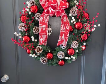 Red and White Christmas Wreath