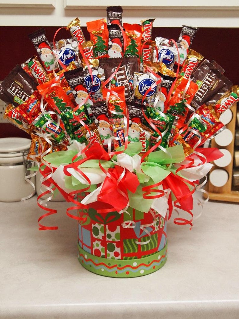Candy Bouquet Video Tutorial, How to Make a Candy Bouquet Video Tutorial, DIY Candy Bouquet Tutorial, image 7