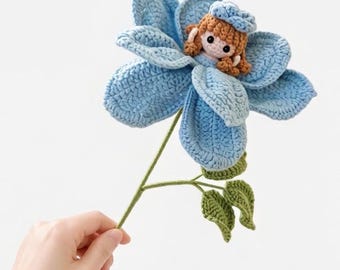 Blauer Häkelblumenfee-Puppenstrauß, Amigurumi-Rosenfee, großer 16-Zoll-Stiel-Blumenplüsch, Cottagecore