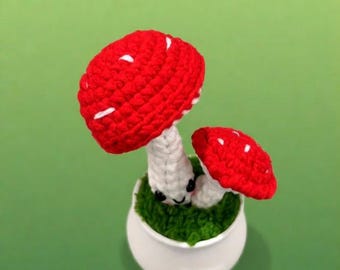 Netter handgemachter gehäkelter Pilz-Dekor, roter Fliegenpilz Amigurumi im Topf, nettes Kawaii-Pilz-Geschenk, Schreibtisch-Dekoration