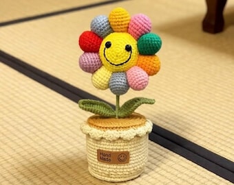Crocheted Smiley Flower Pot – Amigurumi Desk Decor, Happy Plant Decoration