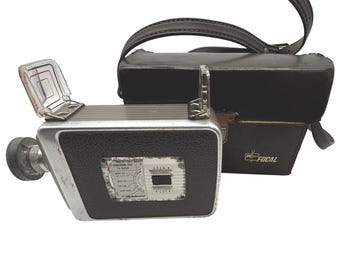 Vintage Kodak Brownie Movie Camera F2.7 Focal Case Collectible not tested.