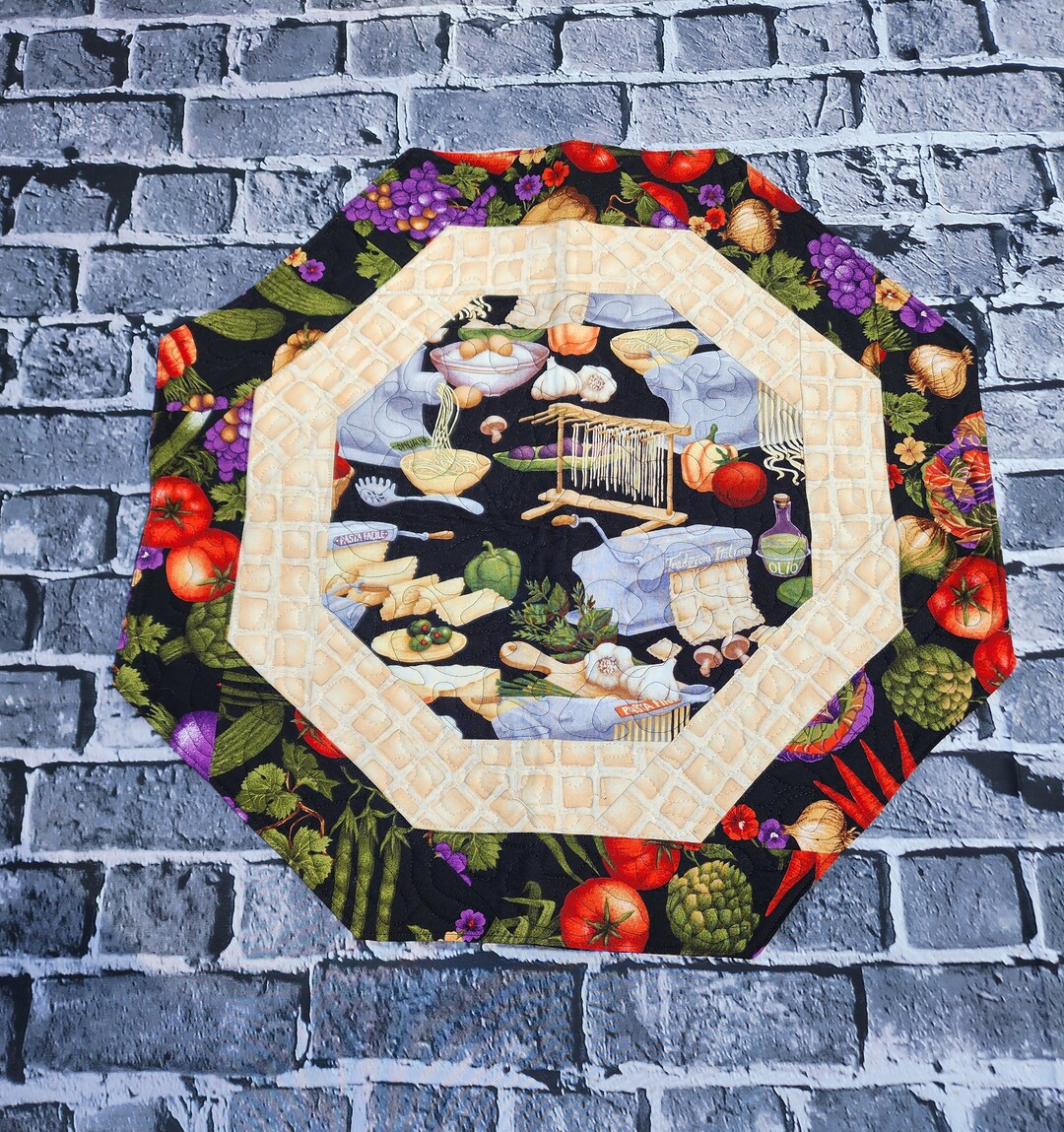Handmade Quilted Table Topper Italian Pasta Ravioli Grapes Tomatoes ...