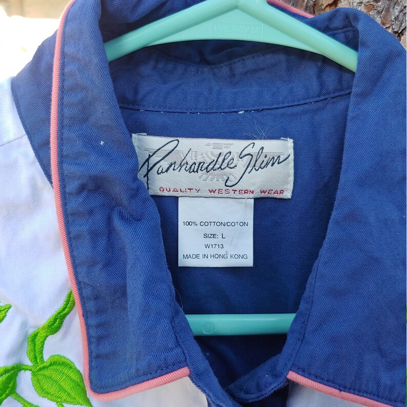 Vintage Womens Western Embroidered Blue Rose Floral Panhandle Slim Shirt Blouse size large short sleeve 80/'s Rodeo Pearl Snaps