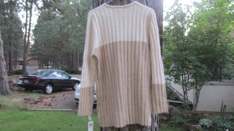 Vintage ivory and tan sweater Vittadini Sweater Women/'s size XL New with tags Made in Hong Kong