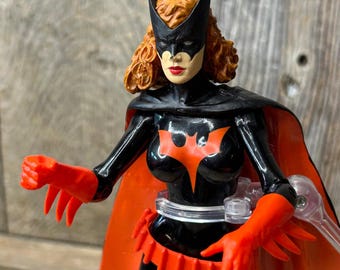 DC Direct 52 Batwoman Kate Kane Action Figure 2007 w/ Stand