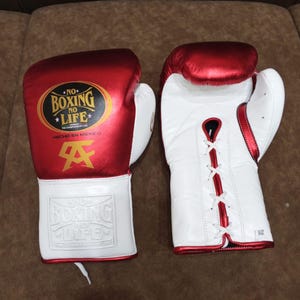 新品未使用　希少価値　Canelo ボクシンググローブ 赤/白　10oz Boxing gloves canelo - Etsy 日本