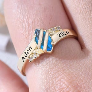 Custom Class Ring 2026, Personalized Birthstone Graduation Ring, Minimalist Senior Ring, Grad Gift for Daughter, High School College Jewelry