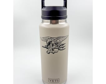 YETI Rambler 36oz – Cape Taupe – Chug Cap – Navy SEAL Trident – New with Tags