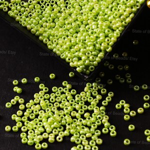 11/0 Charlotte Cut Beads Opaque Olivine Luster 10/20/50/100/250/500 gms 2mm Loose Seed Beads, native supply