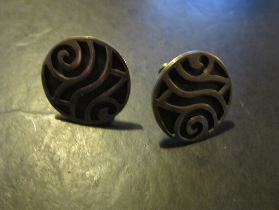 STERLING TAXCO EARRINGS. screw back..artist signed - image 2