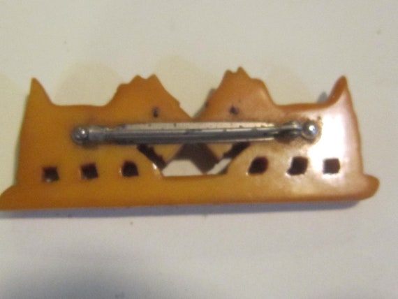 butterscotch bakelite scotty dog pin brooch vinta… - image 3