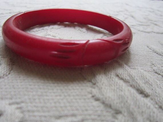 deep cherry red bakelite bangle bracelet, bakelit… - image 3