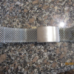Stainless Steel Mesh Sleeve with Adjustable Chest Strap, Silver, L