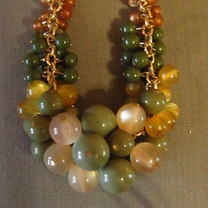 chunky beaded necklace funky fun lucite beads