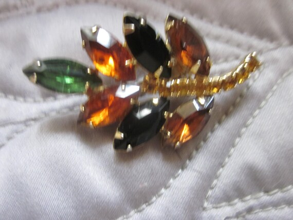 colored rhinestone leaf brooch, pin, green  and b… - image 2