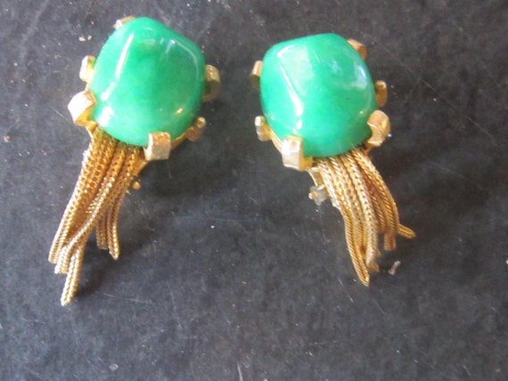 signed kramer green stone earrings clips