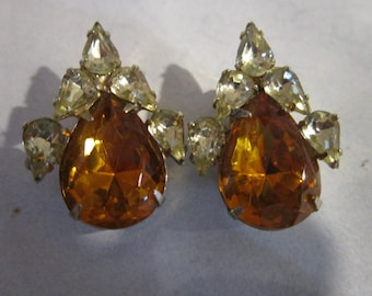 stunning vintage clip on earrings large amber colored stone with pale citrine rhinestones