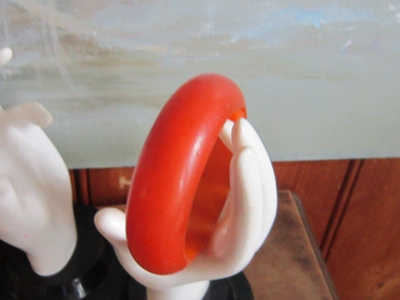 chunky butterscotch bakelite bangle bracelet thic… - image 3