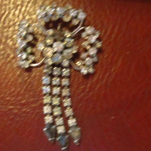 gold filled rhinestone brooch 2 1/2&quot; by 1 1/2&quot; vintage rhinestone pin